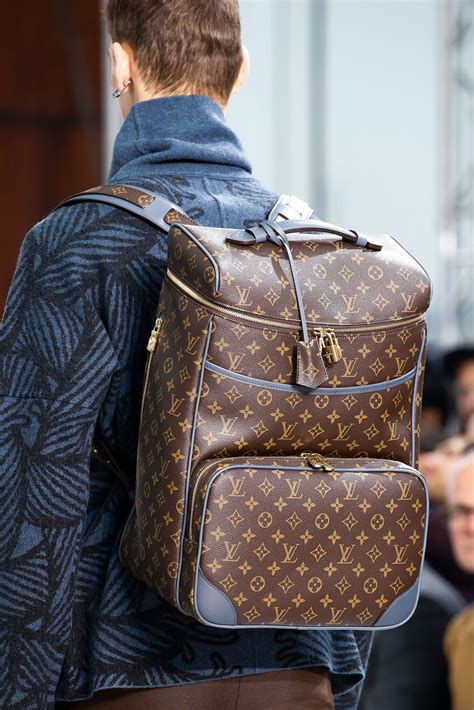 louis vuitton bacpkac men